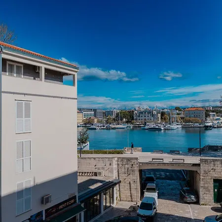 Διαμέρισμα Pablo - Old Town With Balcony Ζαντάρ